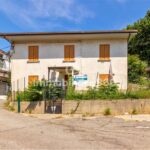 Cosenza-Via-R.-Montagna-Stabile-Indipendente-foto-1